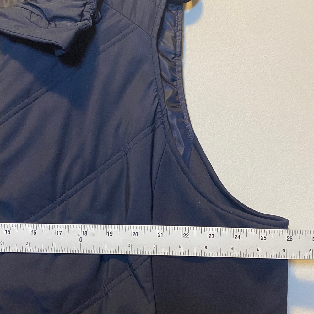 Talbots Vest Women's 3X PETITE Blue Chevron Quilted Sleeveless Zip Up Outdoor - Picture 12 of 14